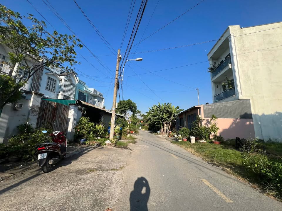 Đất nền Hóc Môn mặt tiền đường Tân Hiệp 80m² giá 3.2 tỷ - Đầu tư sinh lời ngay!