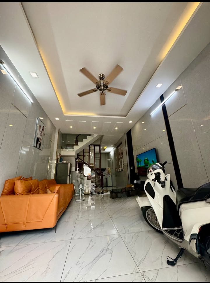 Nhà phố Bình Hưng Hòa, Bình Tân 64m² giá 6.3 tỷ - Hẻm ô tô 6m, gần AEON Tân Phú!