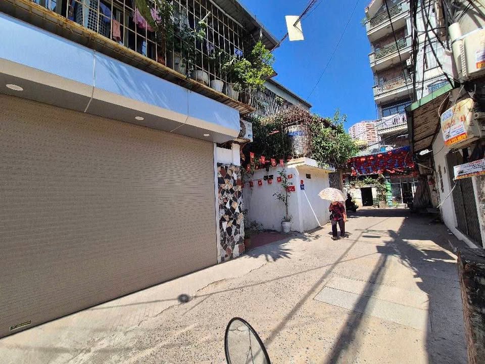 Nhà mặt ngõ Tân Mai 43m² giá thỏa thuận - Kinh doanh đỉnh cao