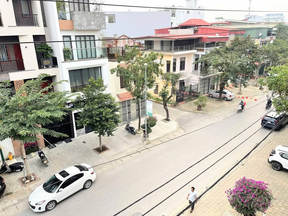 Nhà phố góc đẹp Đội Cung, Đông Thọ, Thanh Hóa 66m² giá 6.35 tỷ - Kinh doanh sầm uất