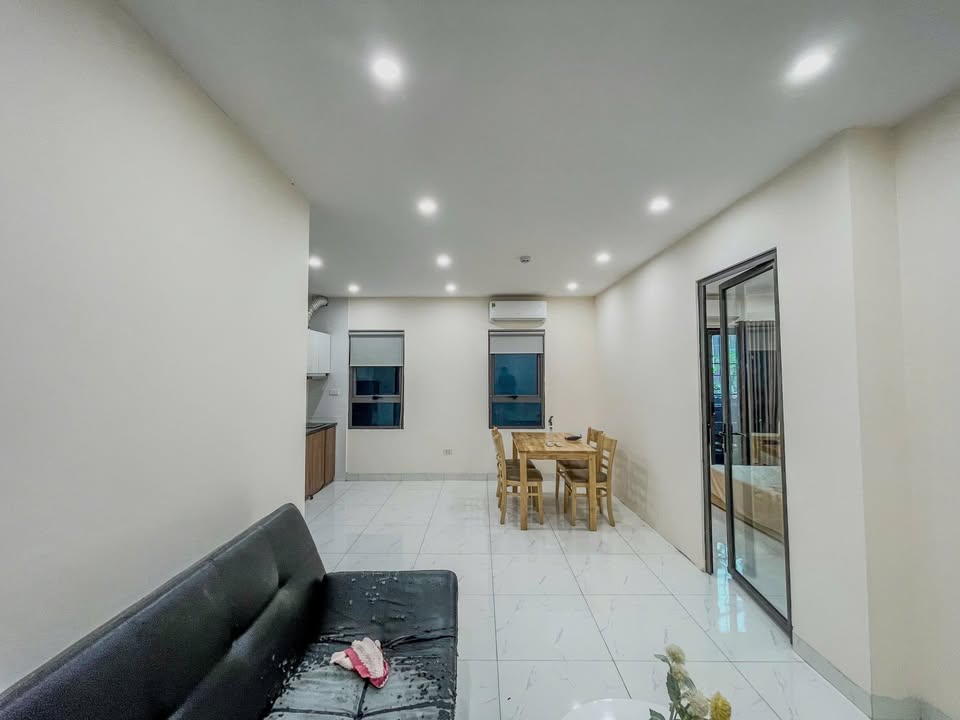 Căn hộ cho thuê tại Đống Đa 55m² - Nội thất đầy đủ, thang máy tiện lợi!