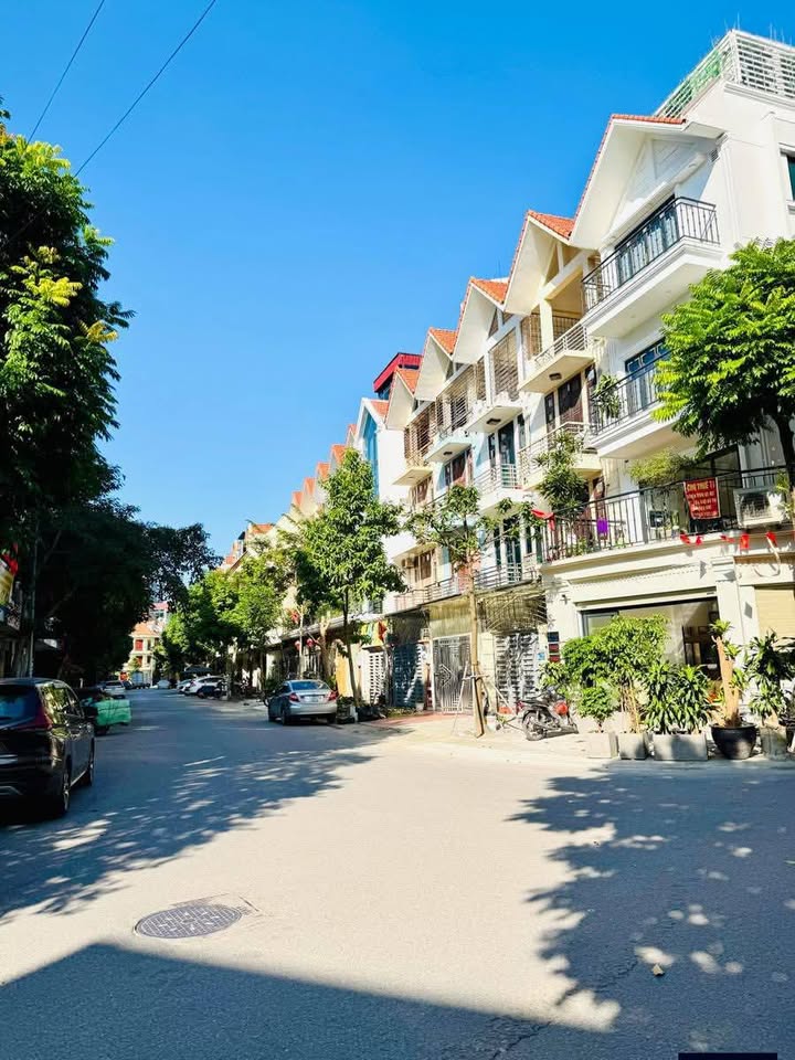 Townhouse đường Quang Trung, Hà Đông 76m² giá 20 tỷ - Vị trí đắc địa cho kinh doanh