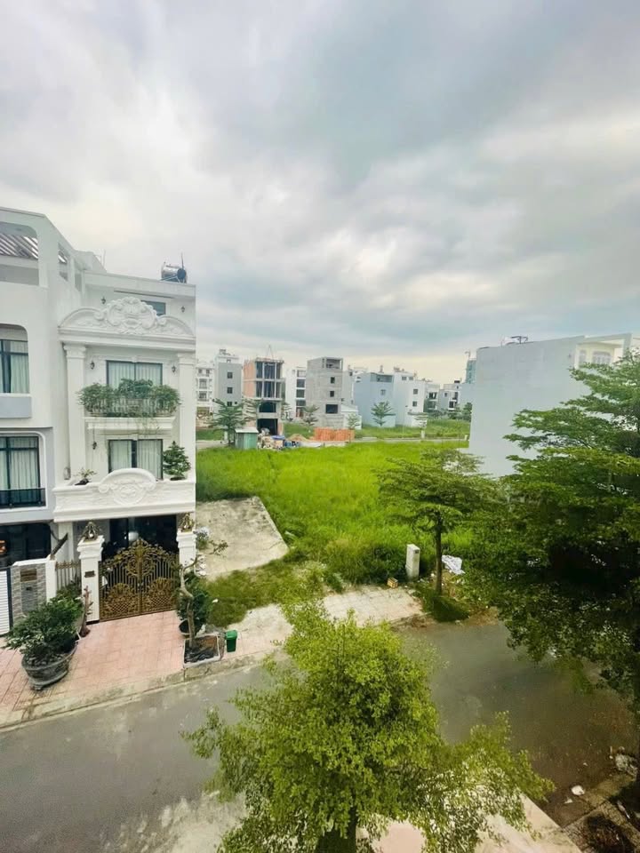 Đất thổ cư phường Tân Hưng, quận 7, 95m² giá 7.5 tỷ - Sổ hồng chính chủ, xây dựng tự do!