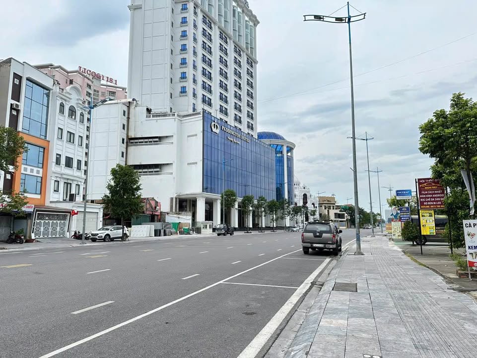 Shophouse Hồng Hà - Hạ Long 87.84m² giá 4.5 tỷ - Cơ hội kinh doanh tuyệt vời!