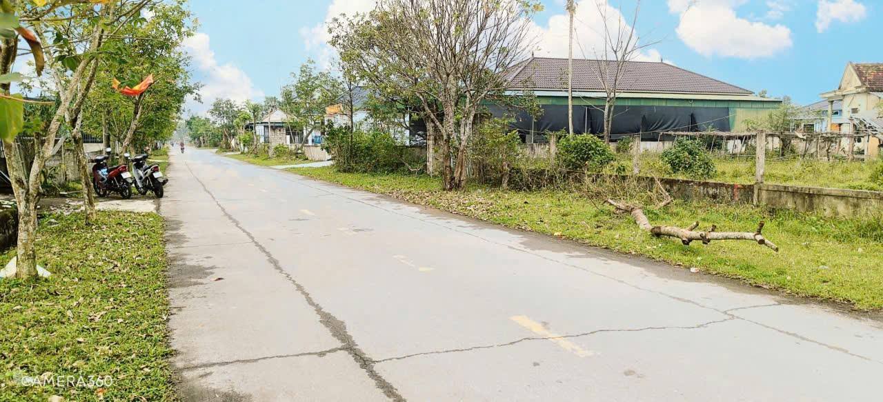 Đất Xóm Quyết Tiến, Thạch Xuân 146.82m² chỉ 1.1 tỷ - Nở hậu, đầu tư sinh lời!