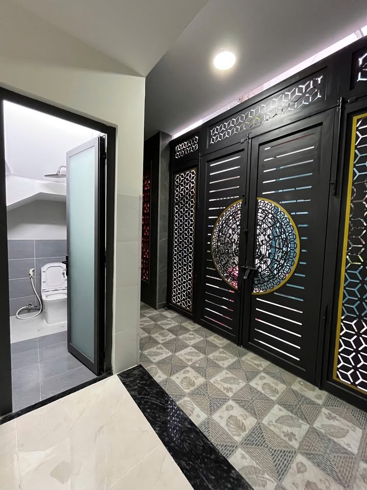 Nhà phố kinh doanh 2 mặt tiền Lũy Bán Bích 78m² giá 14.7 tỷ - Đầu tư sinh lời ngay!