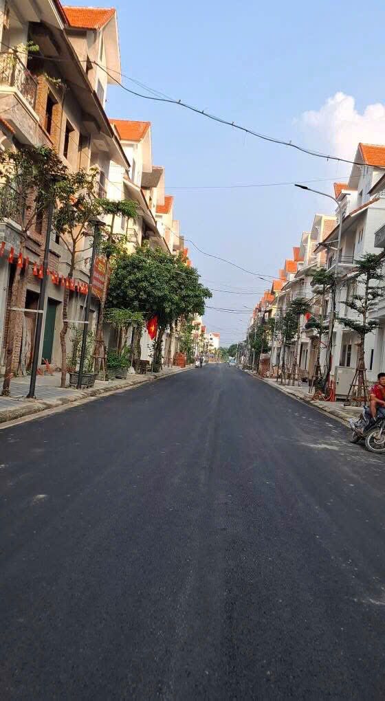 Đất dự án Cienco5 Đan Phượng 69.7m² - Vị trí đắc địa, giá tốt đầu tư!