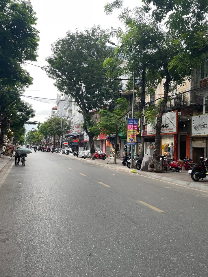 Bán nhà mặt tiền đường Lê Lợi, Ngô Quyền 32m² giá 11.5 tỷ - Cơ hội đầu tư sinh lời!