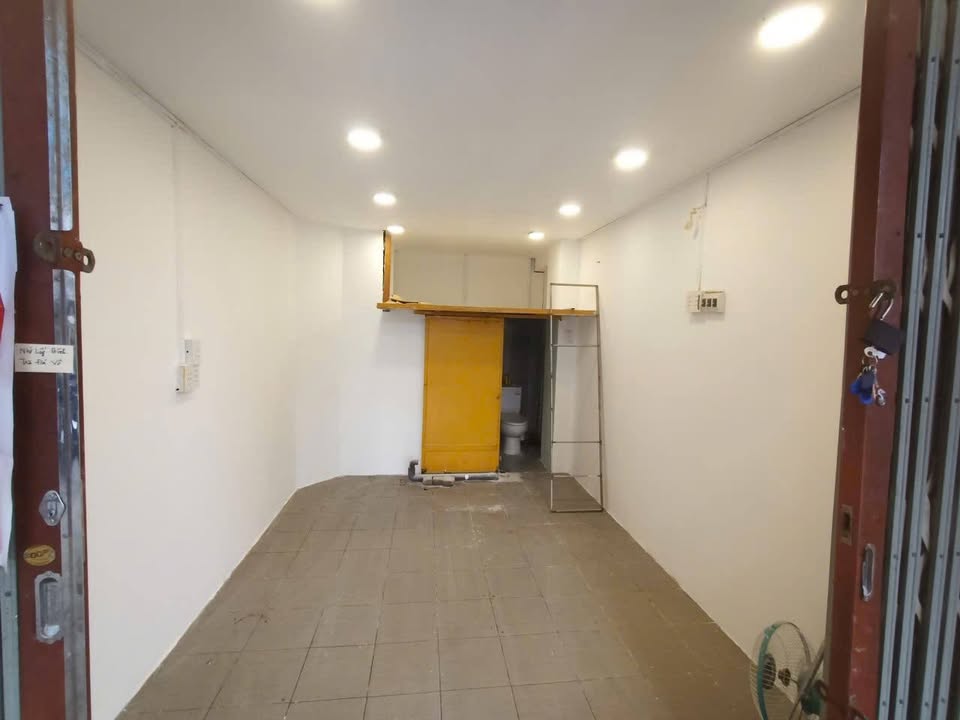 FrontHouse cho thuê tại Bình Thạnh 367m² - Mặt tiền rộng, kinh doanh tự do!