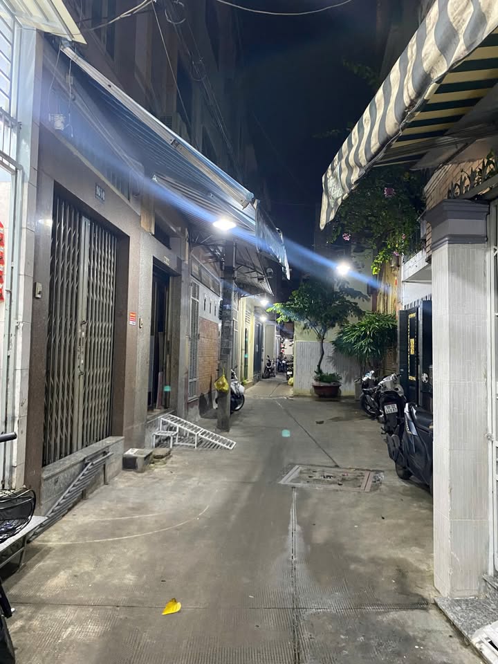 Nhà 4 tầng Phú Nhuận 3PN 4WC chỉ 15 triệu/tháng - Không gian tiện nghi