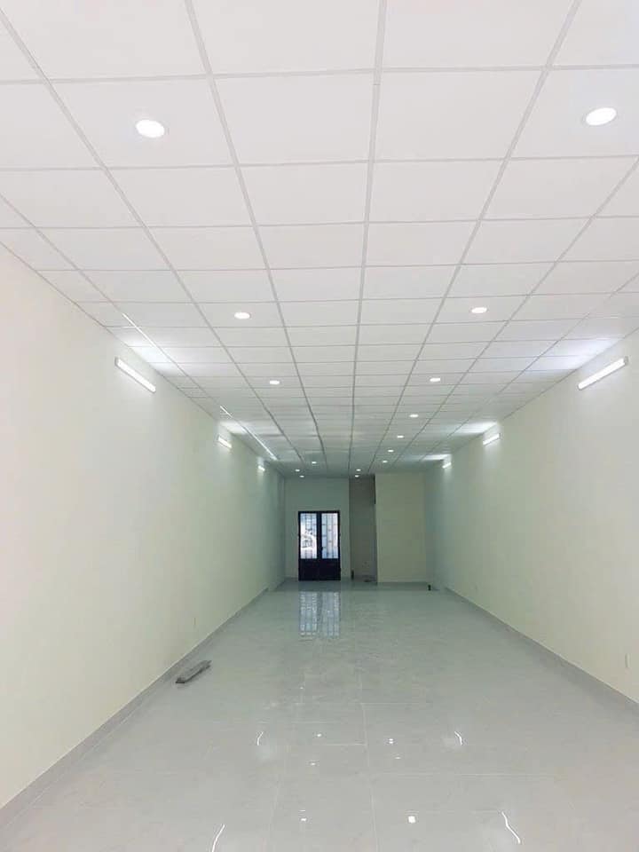 Nhà mặt tiền Phạm Văn Bạch, quận Tân Bình, 130m² - Tiện kinh doanh đa ngành nghề!