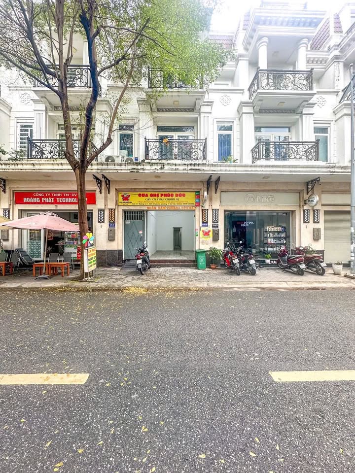 Mặt bằng cho thuê mặt tiền Cityland Gò Vấp 12 triệu/tháng - Kinh doanh thuận lợi!