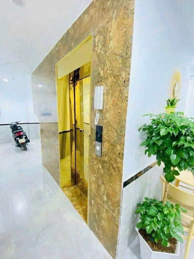 Nhà phố Cổ Nhuế, Bắc Từ Liêm 62m² giá 11 tỷ - Ô tô đỗ cửa, có thang máy