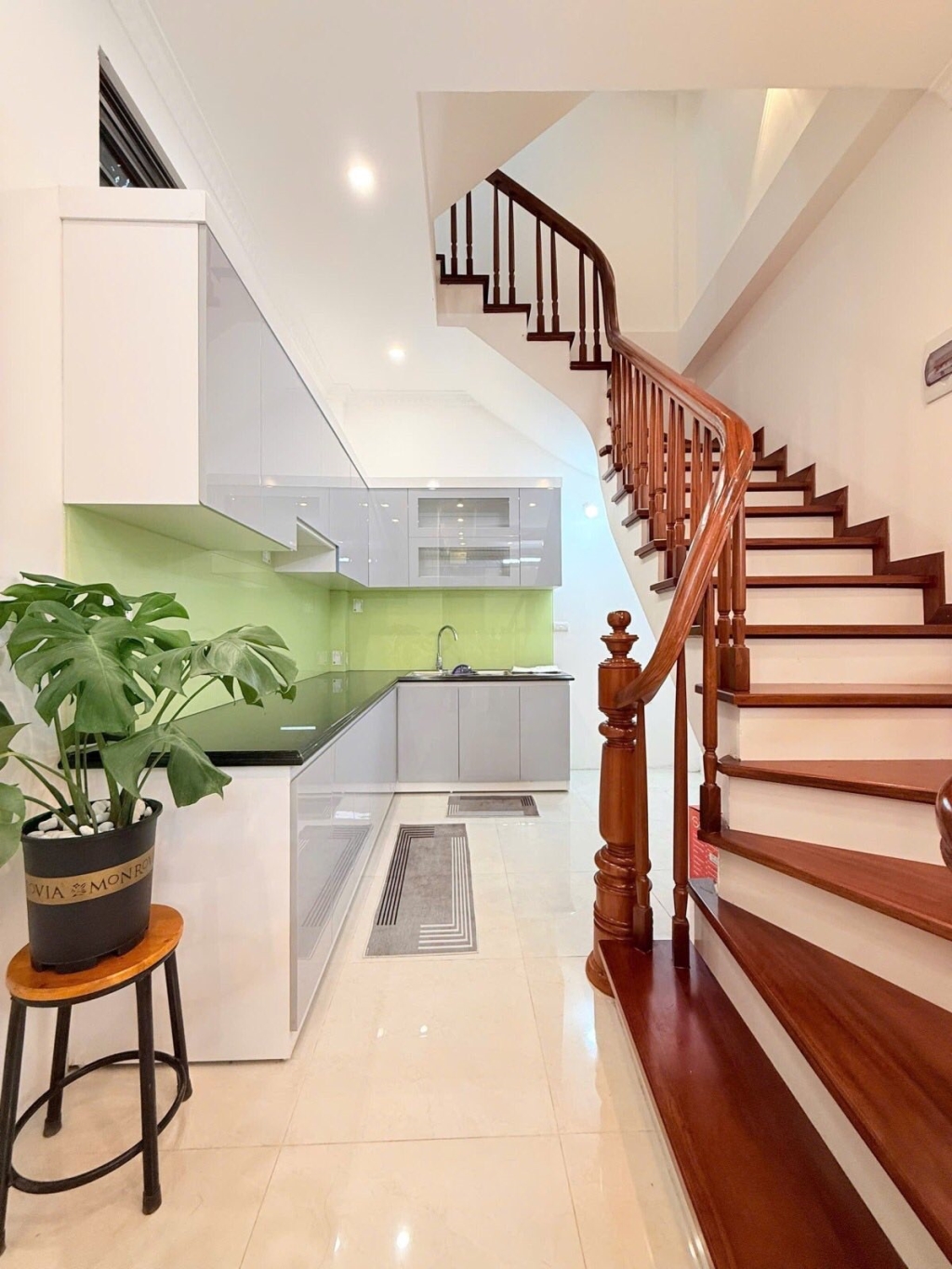 Nhà phố Kim Ngưu, Hai Bà Trưng 40m² giá 8.9 tỷ - Nhà đẹp, sẵn sàng ở ngay!