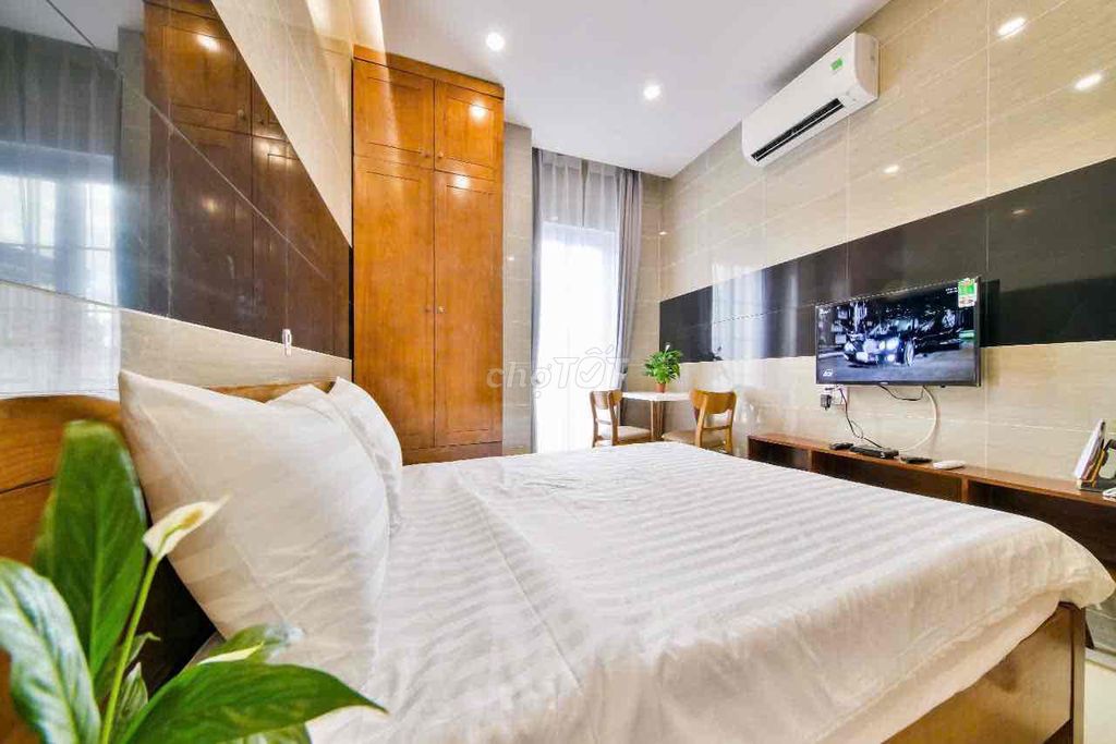 Căn hộ 1PN Phú Nhuận 32m² giá 6.8 triệu - Ban công lớn, full tiện ích!
