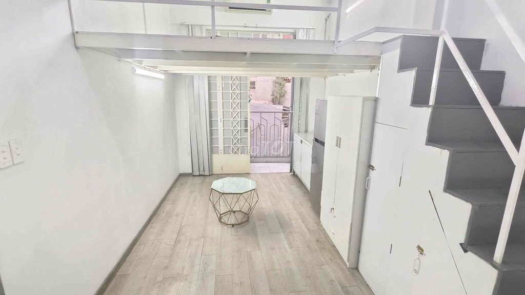 Phòng Duplex Ban Công Full Nội Thất tại Phan Đăng Lưu - Chỉ 5.5 triệu!