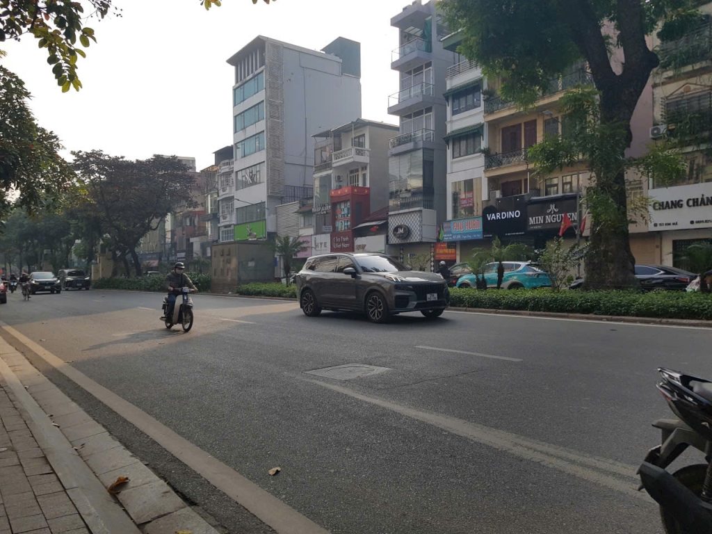 Nhà phố Kim Mã, quận Ba Đình 19m² giá 9.75 tỷ - Đầu tư sinh lời, ở ngay!