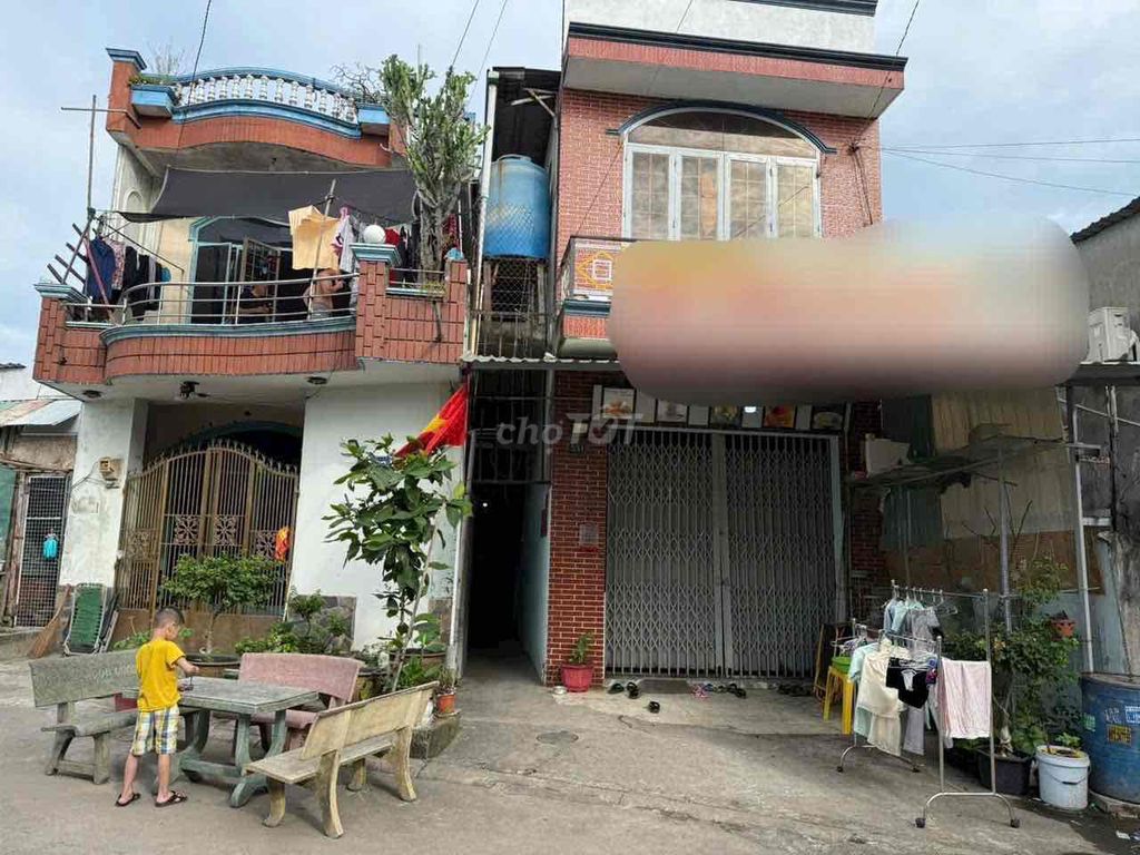 Nhà phố Dĩ An 75m² giá 4.8 tỷ - Mặt tiền kinh doanh thuận lợi!