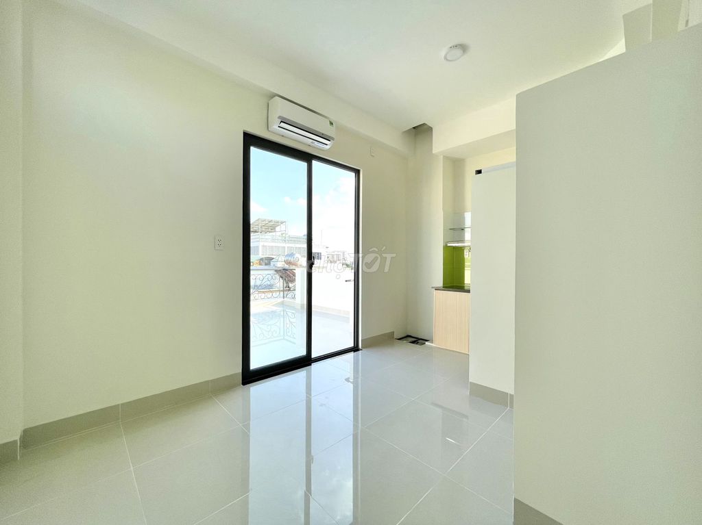 Phòng cho thuê 30m² tại Bùi Đình Túy, Bình Thạnh - Sẵn sàng vào ở!