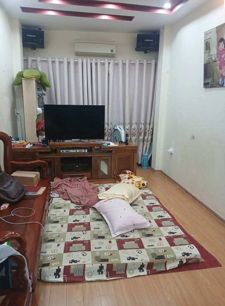 Nhà 5 tầng tự xây cực đẹp tại Kiến Hưng, Hà Đông 36m² - Giá nhỉnh 4 tỷ, thương lượng thiện chí!