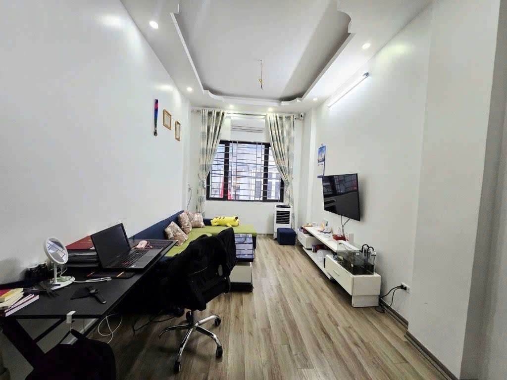 Bán nhà Thụy Khuê, Tây Hồ 34m² giá 9.15 tỷ - Mặt ngõ ô tô, thiết kế thông minh!