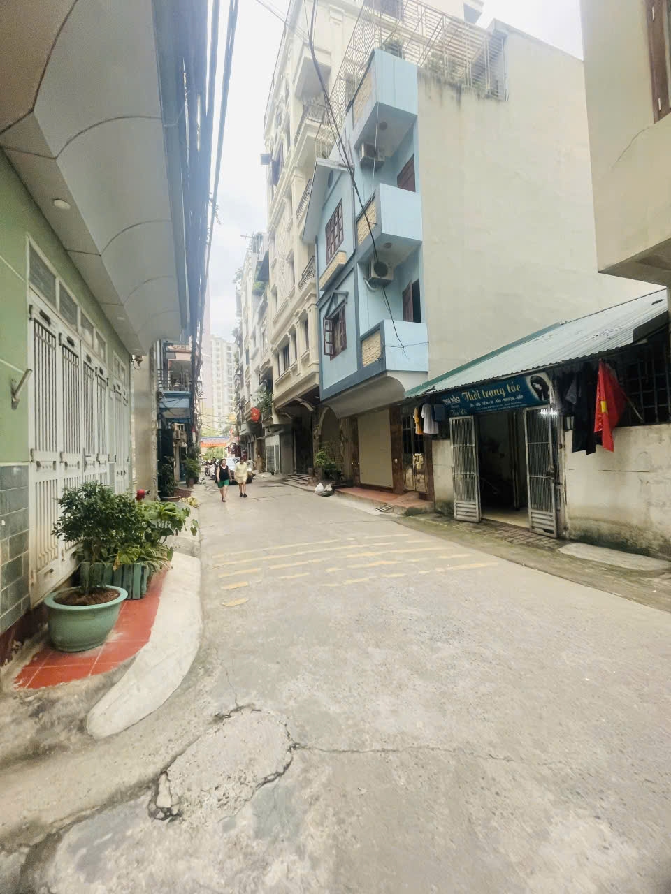 Nhà Tân Mai, 75m², 4 tầng, mặt tiền rộng - Kinh doanh, giá 21 tỷ