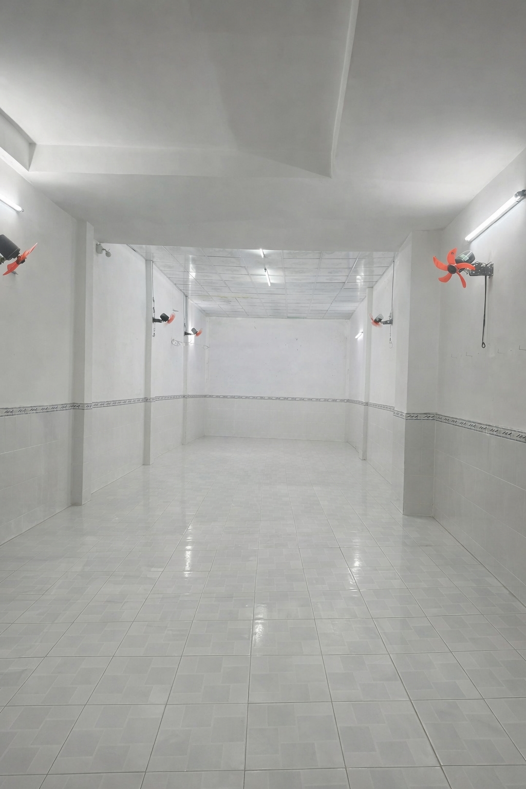 Nhà 4 tầng hẻm xe hơi Bàu Cát 110m² giá chỉ 13.8 tỷ - Đầu tư sinh lời lý tưởng!