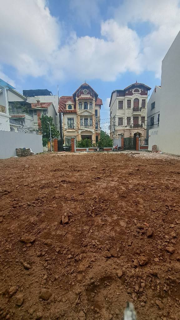 Đất Ngọc Thụy Long Biên 107m² giá 19 tỷ - Khu vực VIP đầy tiềm năng