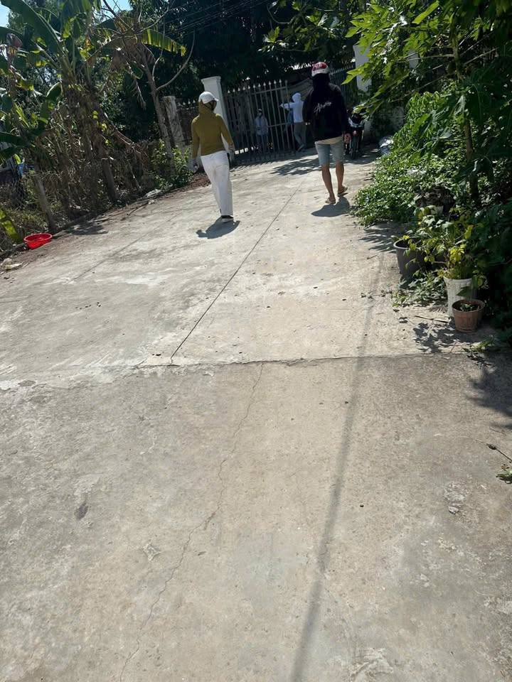 Dãy nhà trọ căn góc Vĩnh Long 232,9m² giá 2,3 tỷ - Đầu tư sinh lời ngay!