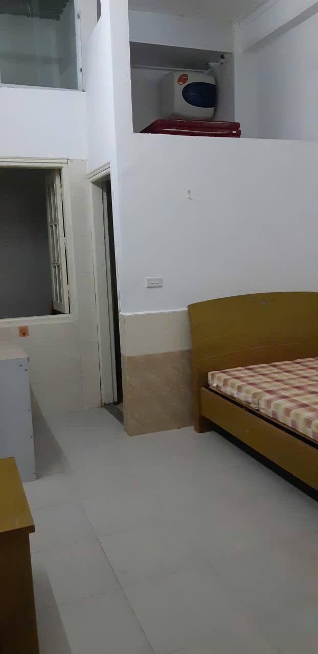 Phòng cho thuê tại đường Nguyễn Khuyến, 180m² giá chỉ 2.6 triệu - Không chung chủ, thoáng mát!