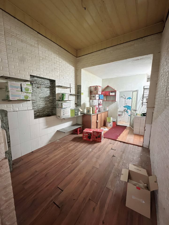 Nhà mặt đường Đại Lộ Hùng Vương, Việt Trì, 53m² giá 4 tỷ - Kinh doanh sầm uất!