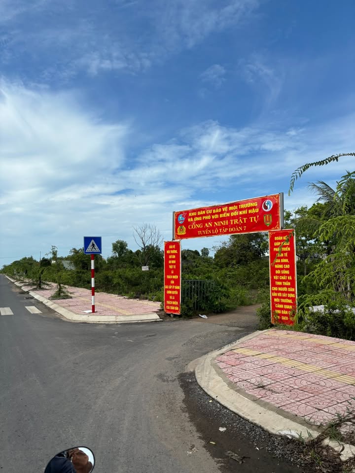 Đất nền 2900m² đường Lộ Tập Đoàn 7, Bạc Liêu - Giá chỉ 1.55 tỷ!