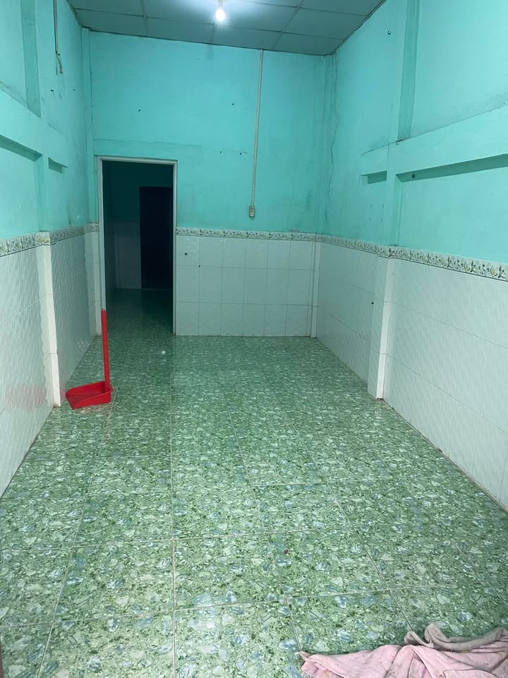 Nhà cấp 4 mặt tiền lộ nhựa Bạc Liêu 30m² - Vị trí đẹp, thuận lợi!