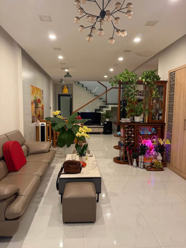 Nhà 2 tầng Hòa Cường Bắc, Hải Châu 87m² giá 14.5 tỷ - Phong thủy tốt, kinh doanh đắc địa!