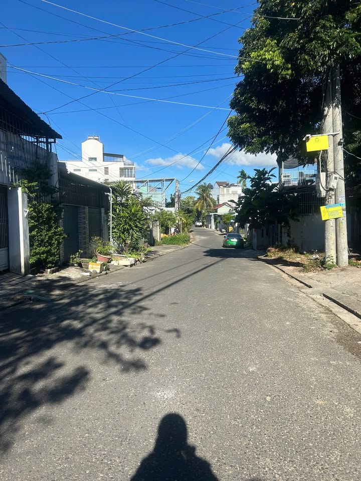 Lô đất đường Mai Hắc Đế, Phường Duy Tân 180m² giá 1.8 tỷ - Vị trí trung tâm tuyệt vời!