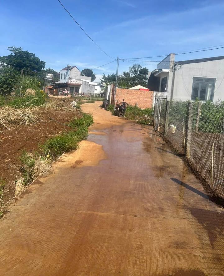 Đất nền hẻm Hoàng Văn Thụ Liên Nghĩa 105m² giá 1 tỷ - Sổ hồng chính chủ, công chứng trong ngày!