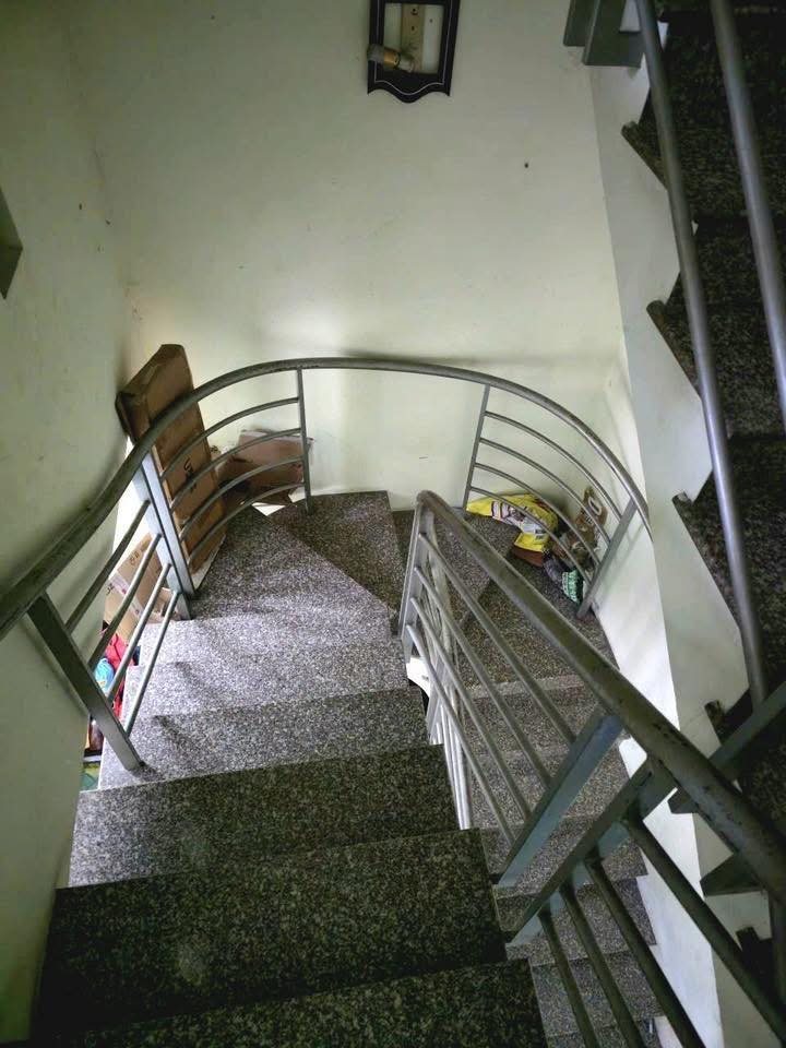 Nhà đẹp 3 tầng Cống Lỡ, Tân Bình 35m² giá 4.95 tỷ - An ninh, gần chợ!