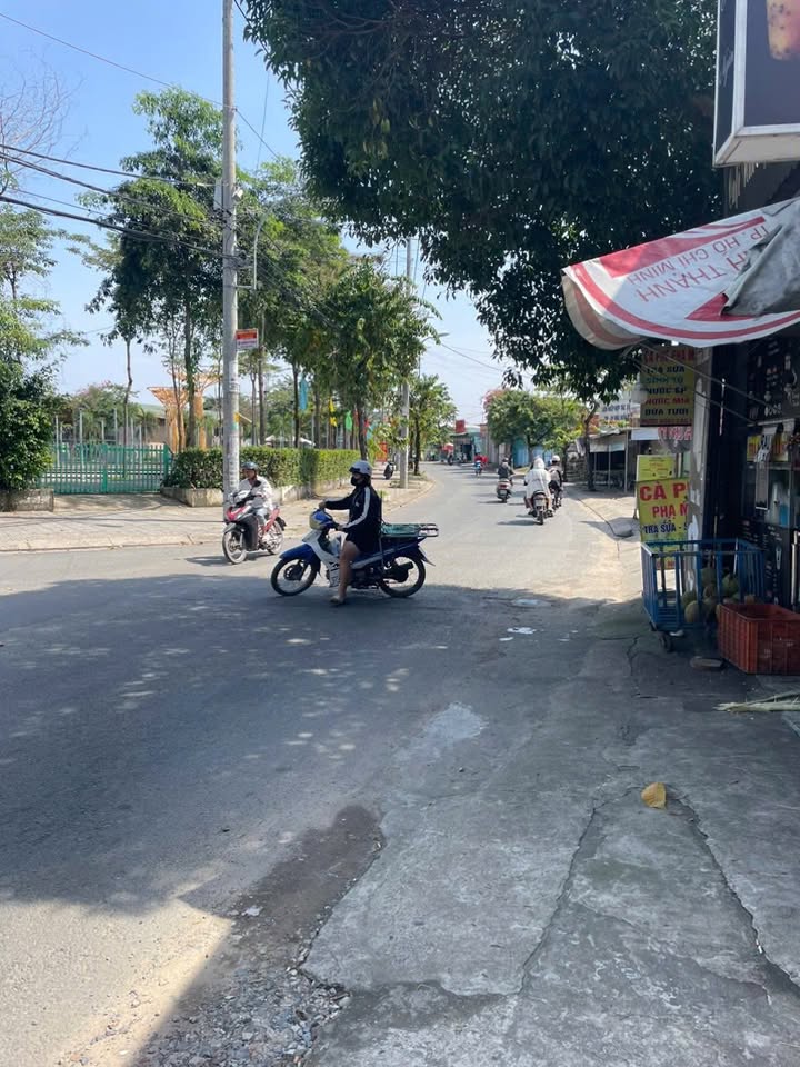 Nhà riêng ấp 2, xã Bà Điểm 56m² giá 950 triệu - Đối diện công viên sinh thái Hóc Môn!