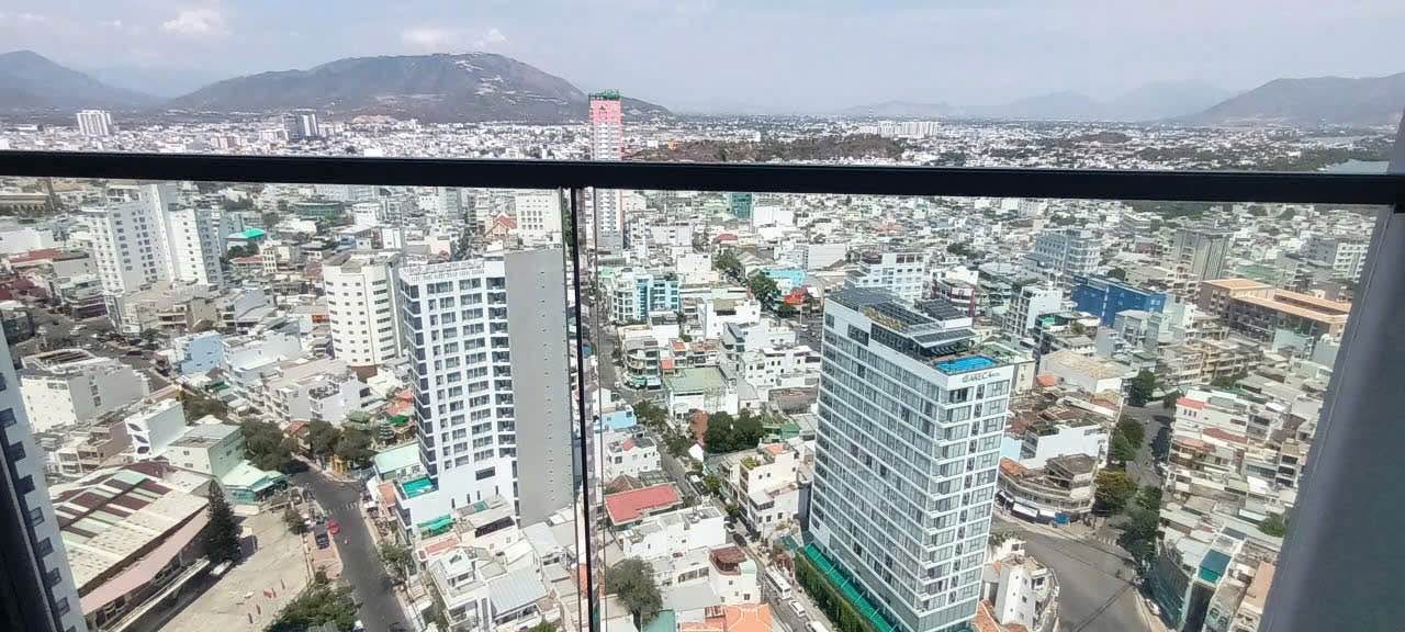 Căn hộ Marina Suites Nha Trang 36m² giá 2.15 tỷ - Tầng cao view phố biển