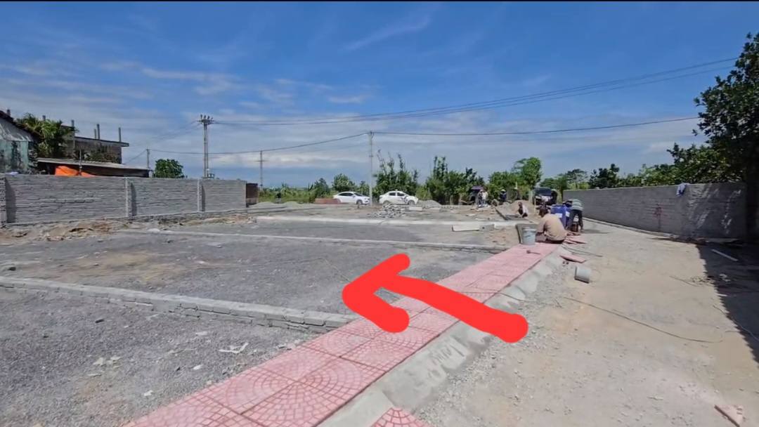 Đất Hồng Quang 90.3m² giá 1.4 tỷ - Sổ đỏ chính chủ, xây dựng tự do!