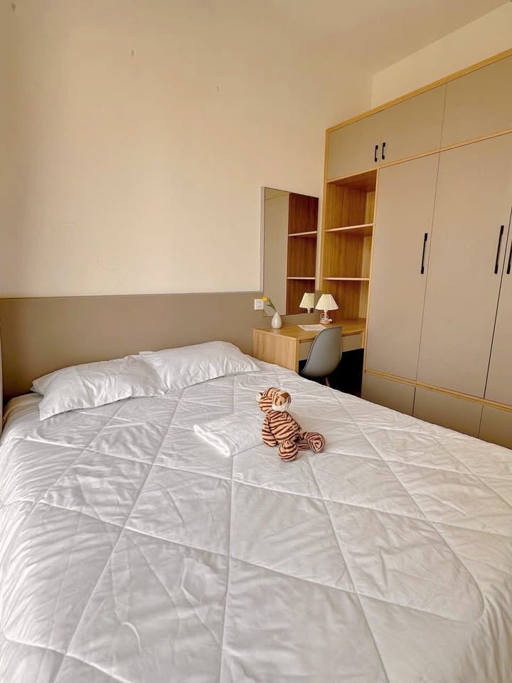 Căn hộ LUMIERE Thủ Đức 2PN 2WC giá 10.5 triệu - Full nội thất sang trọng!