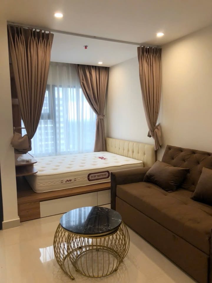 Căn hộ Vinhomes Grand Park quận 9 30m² giá 1.85 tỷ - Full nội thất, sẵn sổ đỏ!