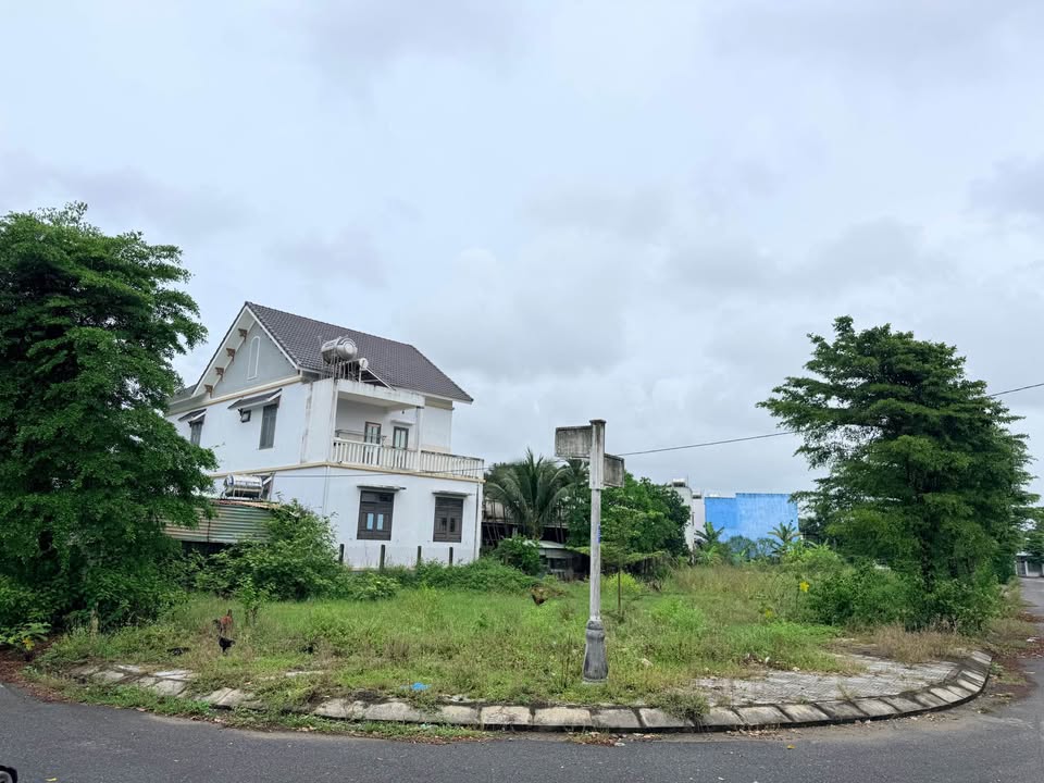 Đất nền góc Hòa Hải Đà Nẵng 151m² giá 4.3 tỷ - Cơ hội đầu tư tuyệt vời!