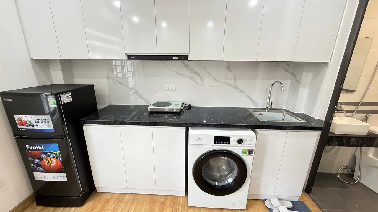 Phòng cho thuê ngõ 42 Thành Công, Ba Đình - Full nội thất, máy giặt riêng!