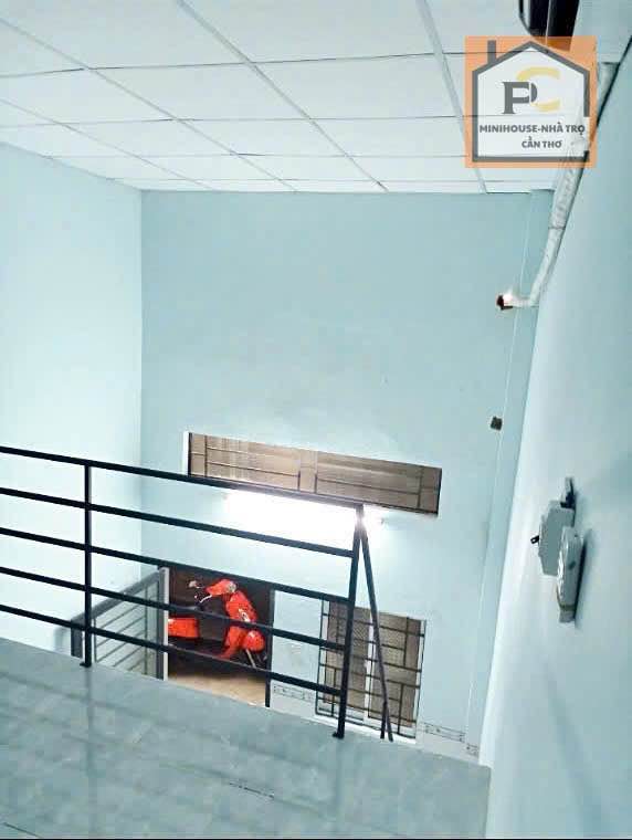 Phòng trọ hẻm 233 Nguyễn Văn Cừ, Cần Thơ 25m² giá 2.2 triệu - Có máy lạnh sẵn!