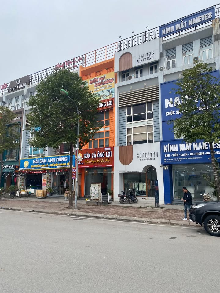 Nhà mặt phố Bạch Mai 210m² giá thỏa thuận - Vị trí kinh doanh sầm uất!