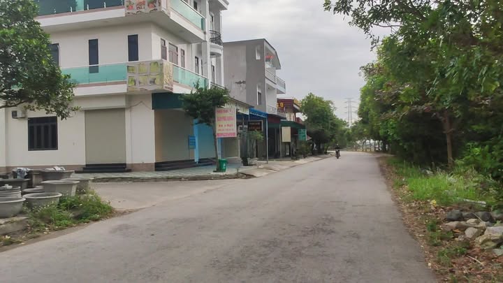 Đất kinh doanh đắc địa trục chính Cao Dương, Gia Khánh 100m² giá chỉ 3 tỷ - Cơ hội đầu tư tuyệt vời!