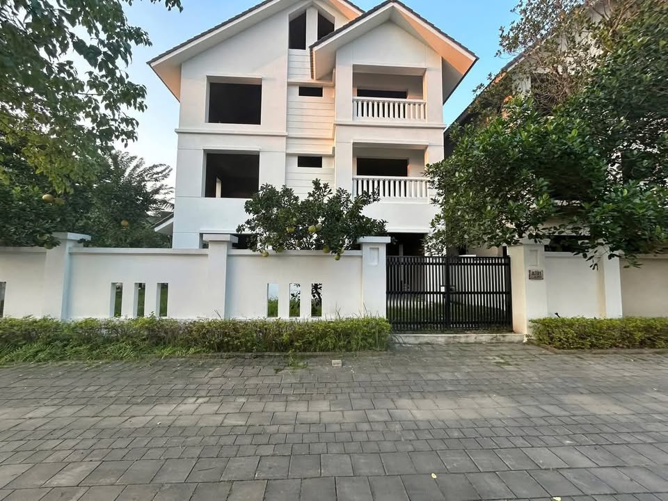 Nhà phố Sunny Garden City Quốc Oai 365m² giá 50 tỷ - Căn góc 2 mặt tiền!