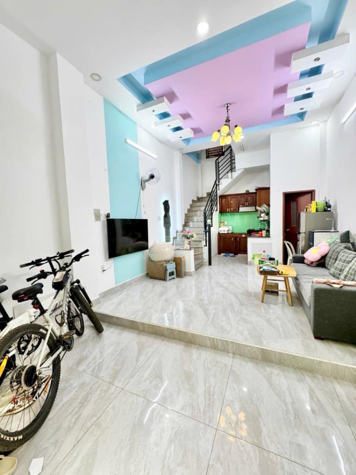 Nhà 36m² Lâm Văn Bền Q7 giá 3 tỷ - Đầu tư sinh lời ngay!