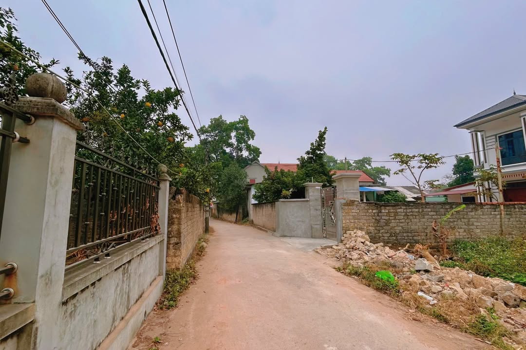 Lô đất Lương Phong Hiệp Hòa 200m² giá chỉ 9XX - Cơ hội đầu tư vàng!